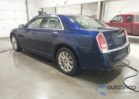 2013 Chrysler 300 Motown z USA, uszkodzony, nr VIN 2C3CCARG9DH614125